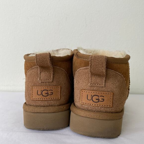 UGG Classic Ultra Mini Chestnut Boots Size 7 - Picture 5 of 14